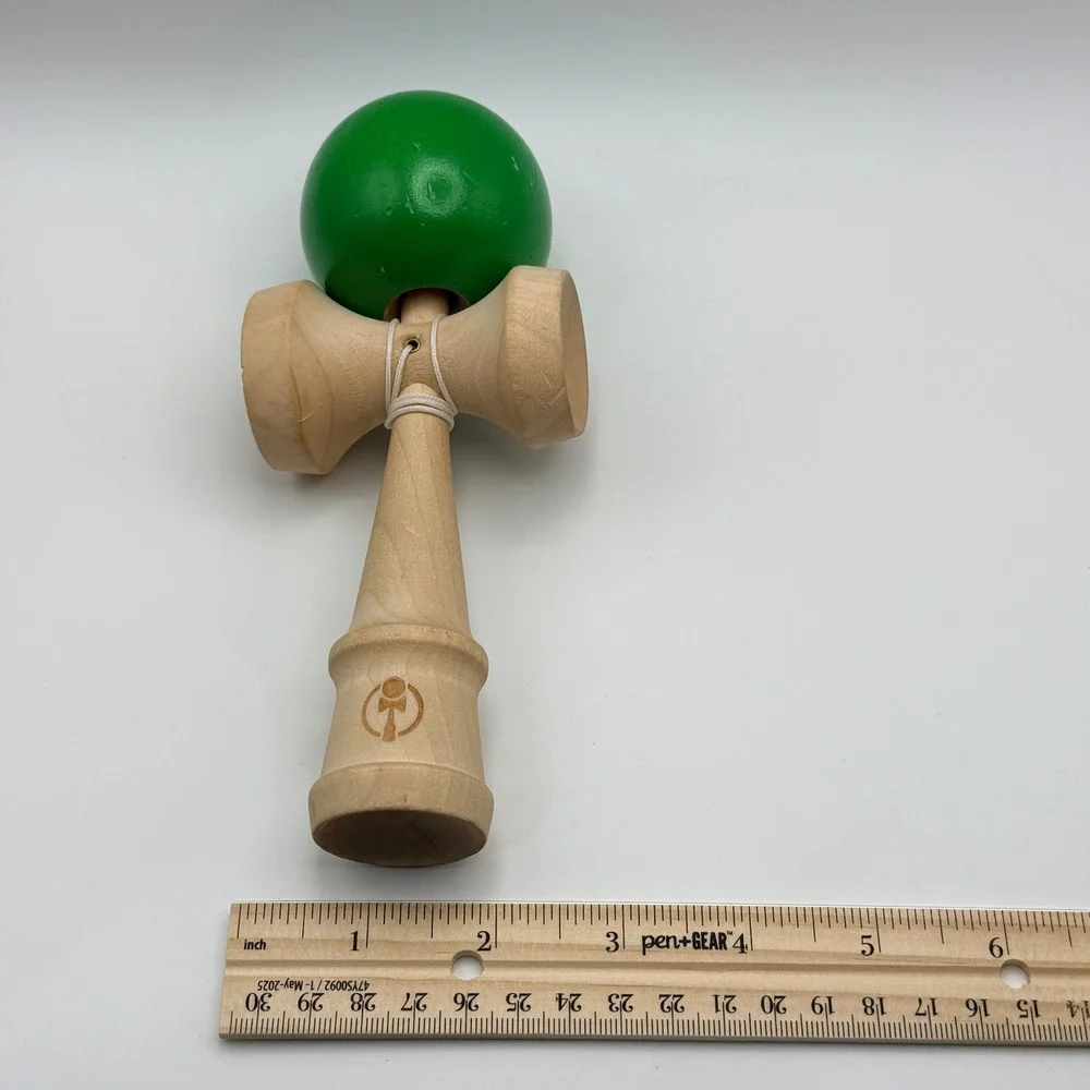 Kendama USA Tribute Wooden Skill Toy Green Ball 7 Inch Natural Wood Unisex